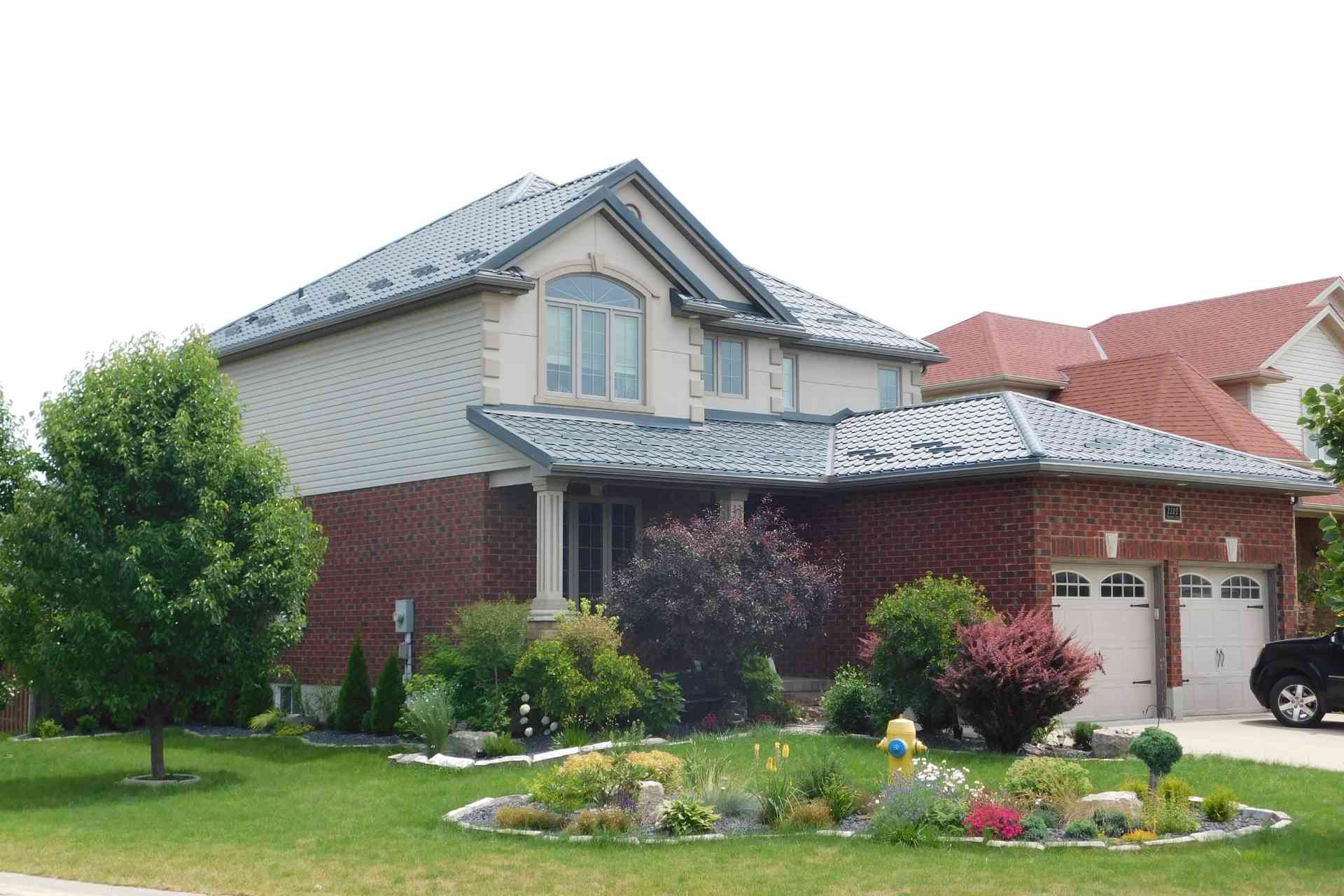 What Are the Different Roofing Materials Used for a Home?