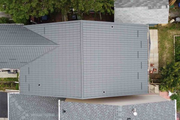 Metal Roofing Myths Debunked: Separating Fact from Fiction