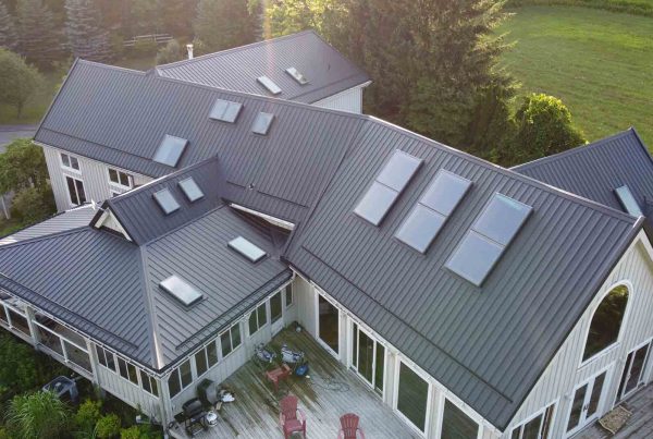 How Metal Roofs Protect Against Water, Debris, and More