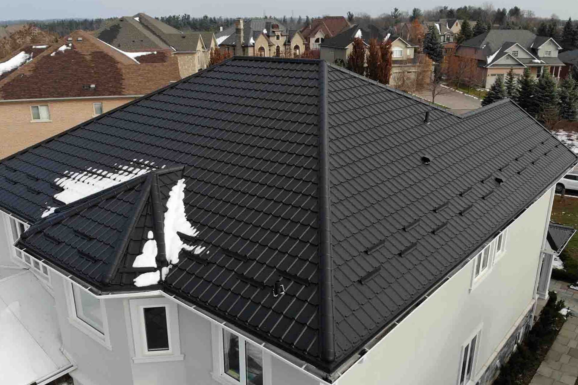The Breathing Shield: How Modern Metal Roofs Actively Prevent Attic Condensation