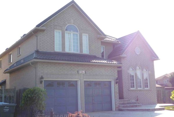 Is Your Metal Roof Ready for Summer Heatwaves? - Green Metal Roofing