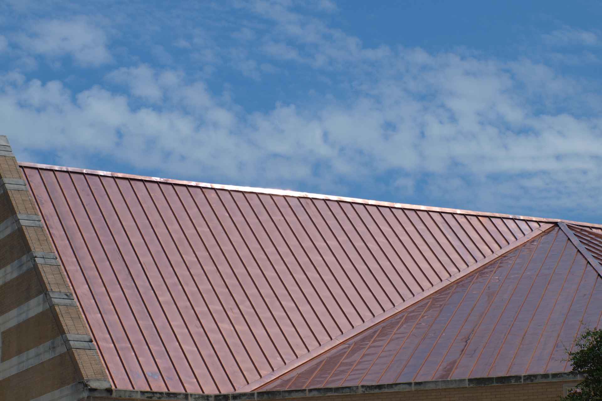 Copper Metal Roofing in Canada: Architectural Heritage, Patina Science, and 100-Year ROI